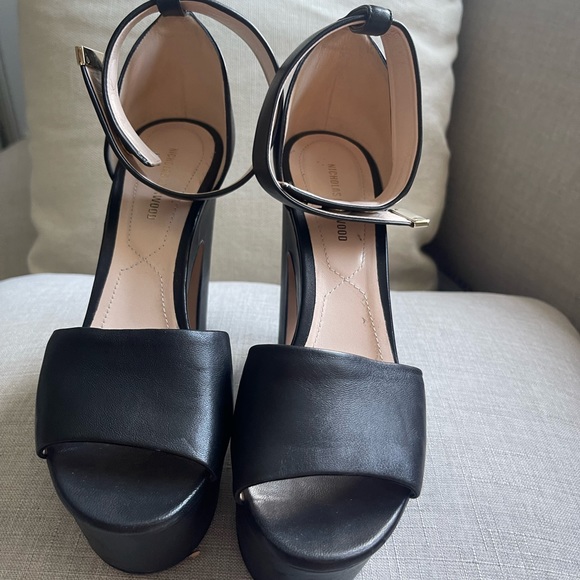 Nicholas kirkwood leather platform sandals with the signature pearl. - Picture 6 of 9